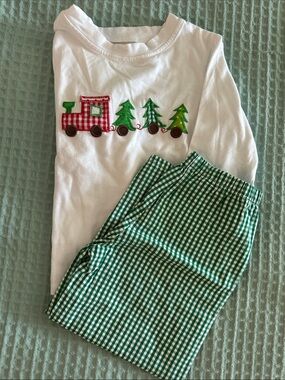 Holiday Train White & Green Kids Appliqué Set